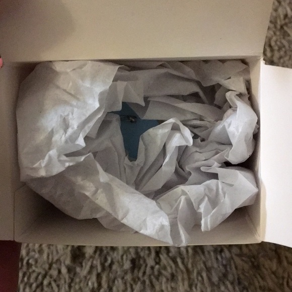 Bathing Blue Jays Marjolein’s Garden hallmark - Picture 4 of 4